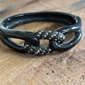 Black Enamel clamp Bracelet